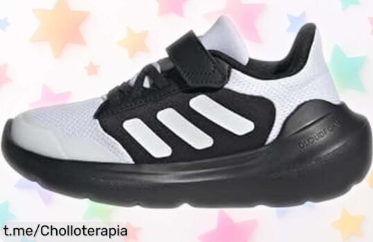 Zapatillas adidas para niños con diseño clásico, ¡súper prácticas y ahora a un precio de ganga! Hazlo realidad antes de que vuelen, tus peques merecen lo mejor.