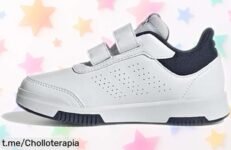 Zapatillas unisex adidas Tensaur con velcro para niños, ¡rebaja brutal que vuela! Haz feliz a tus peques antes de que se pierdan estas aventuras.