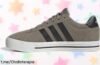 Zapatos Adidas Daily 4.0 unisex con puntera reforzada a precio rebajado; ¡no pierdas la ocasión de pisar fuerte y llevarte este súper chollo antes que se agoten!