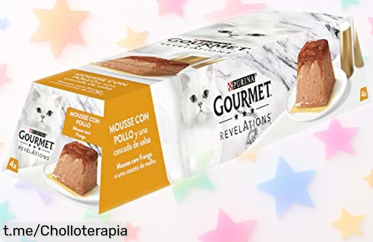 Deliciosa comida húmeda gourmet para gato adulto con mousse y salsa de pollo en super chollo, sabor irresistible que hará feliz a tu peludo amigo. ¡No te lo pierdas!