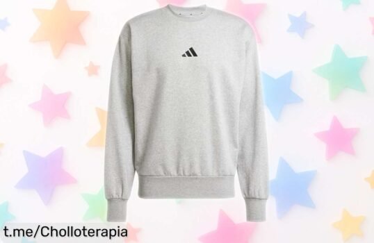 Sudadera Adidas Essentials para hombre a precio loco, rebajada por tiempo limitado; detalle y estilo que marcan la diferencia. ¡No dejes pasar este super chollo!