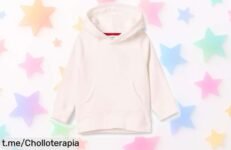 Sudadera con capucha Amazon Essentials para niño blanca, ¡super chollo rebajado que tu peque no se querrá quitar! No la dejes escapar, vuela antes de que se acaben.