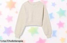 Sudadera corta para niña Amazon Essentials, diseño moderno y precio rebajado; ¡lleva a tu pequeña a la moda sin complicaciones! Corre que se acabará esta oportunidad única.