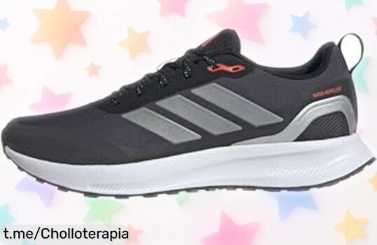 Zapatillas de running Adidas Hombre: diseño clásico y repelentes al agua, ahora en super chollo para que corras seguro en cualquier clima. ¡No te lo pierdas!