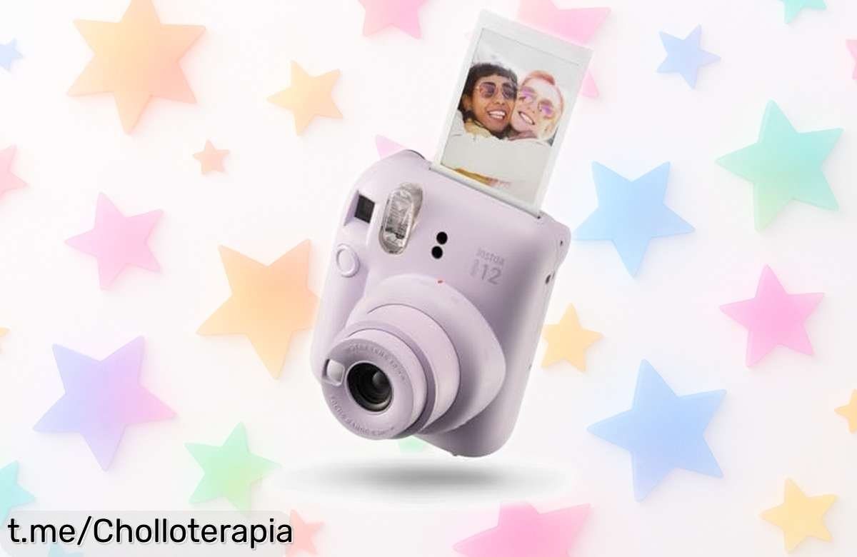 Cámara instantánea instax Mini 12 morado con lente selfie: ¡ofertón rebajado que se acaba ya! Captura sonrisas en segundos y atesora tus mejores recuerdos.