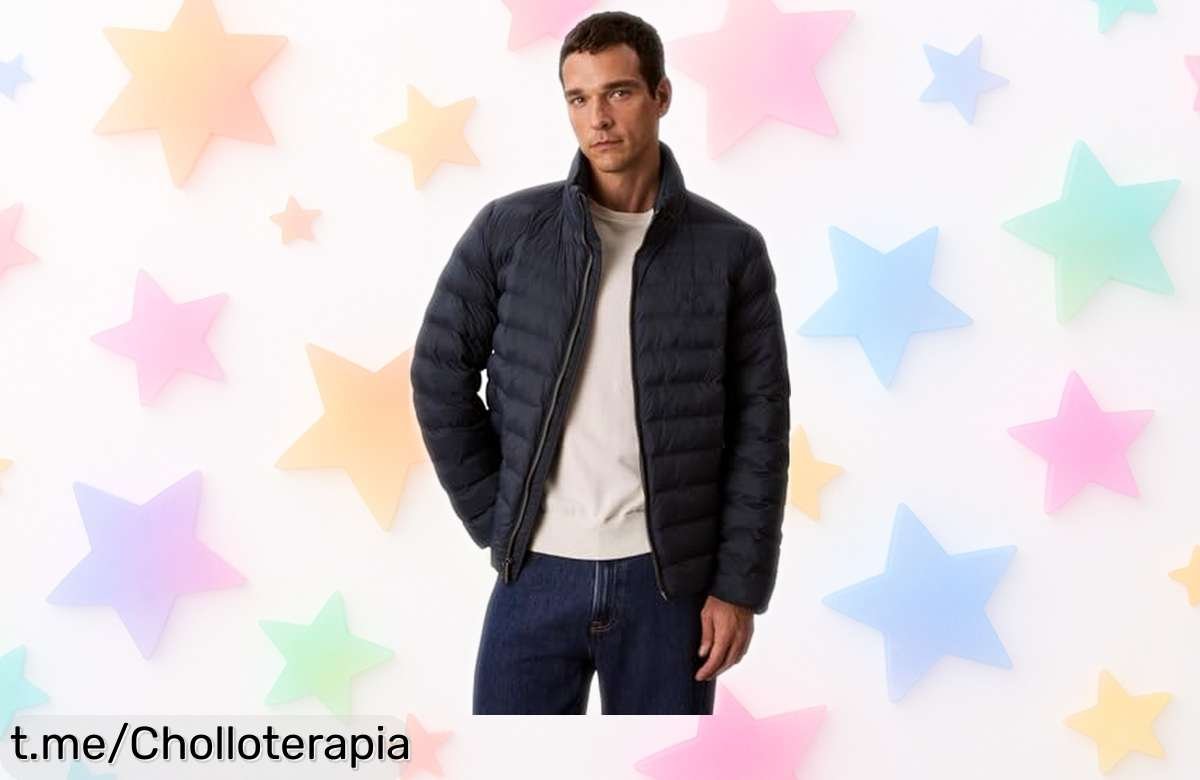Cazadora acolchada Calvin Klein para hombre en azul, ¡super chollo que no puedes dejar pasar! Dale a tu armario el toque que merece y sorpréndete con su precio rebajado.