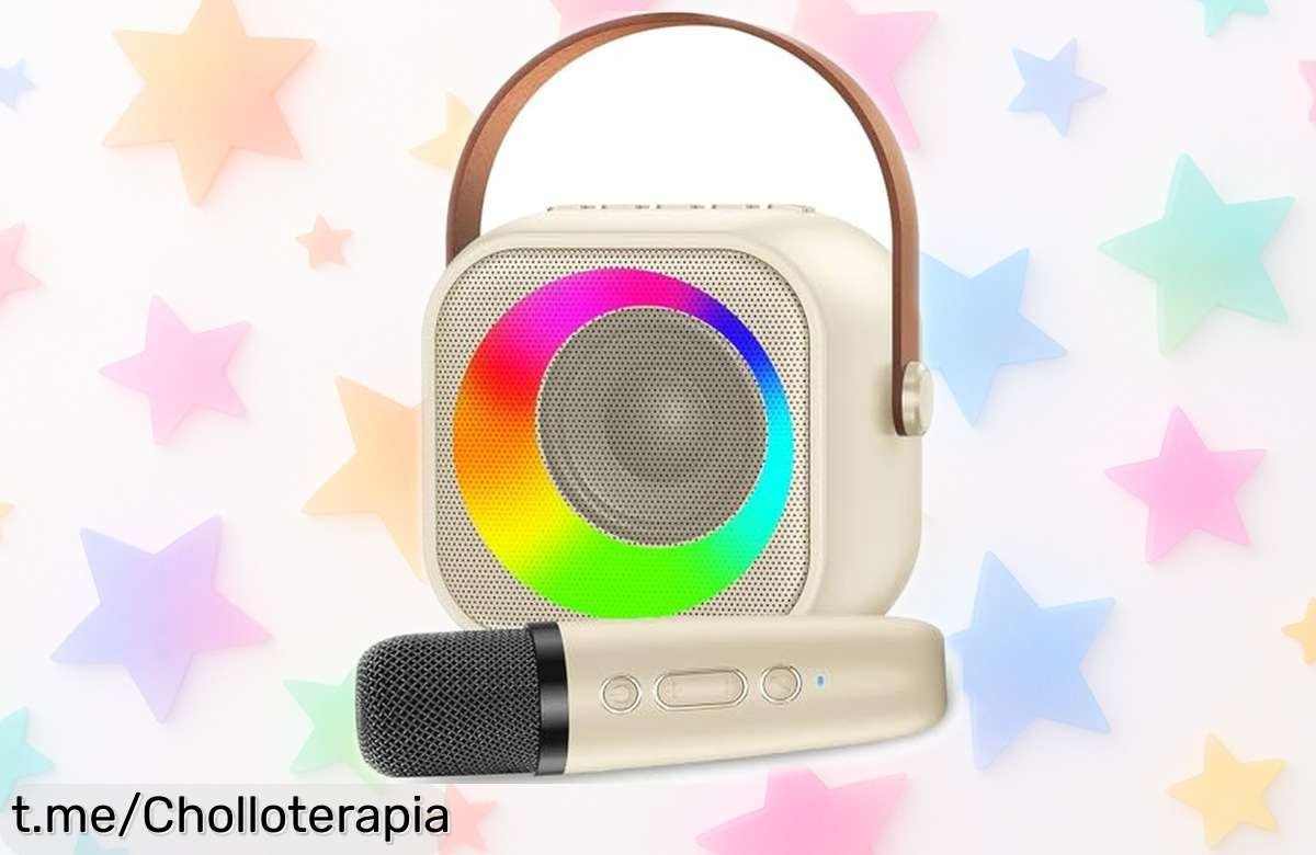 Diviértete con la máquina de karaoke portátil y micrófono, ¡rebajada para que tus fiestas brillen al instante! No te quedes sin tu super chollo.