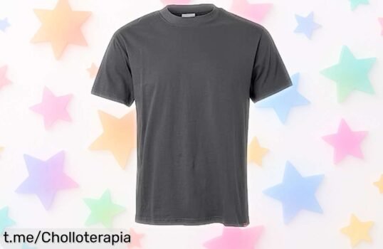 Increíble camiseta gris sin costuras para el verano, súper ligera y fresquita a un precio de locura. No te quedes sin la tuya y siente la comodidad al instante.