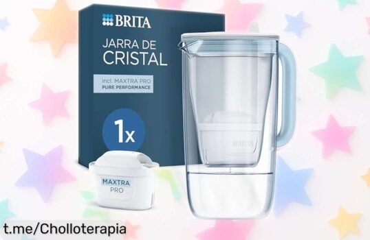 Jarra de cristal azul Brita (2,5L) con filtro MAXTRA PRO a precio rebajado: ¡no te quedes sin agua fresca y limpia en tu hogar!