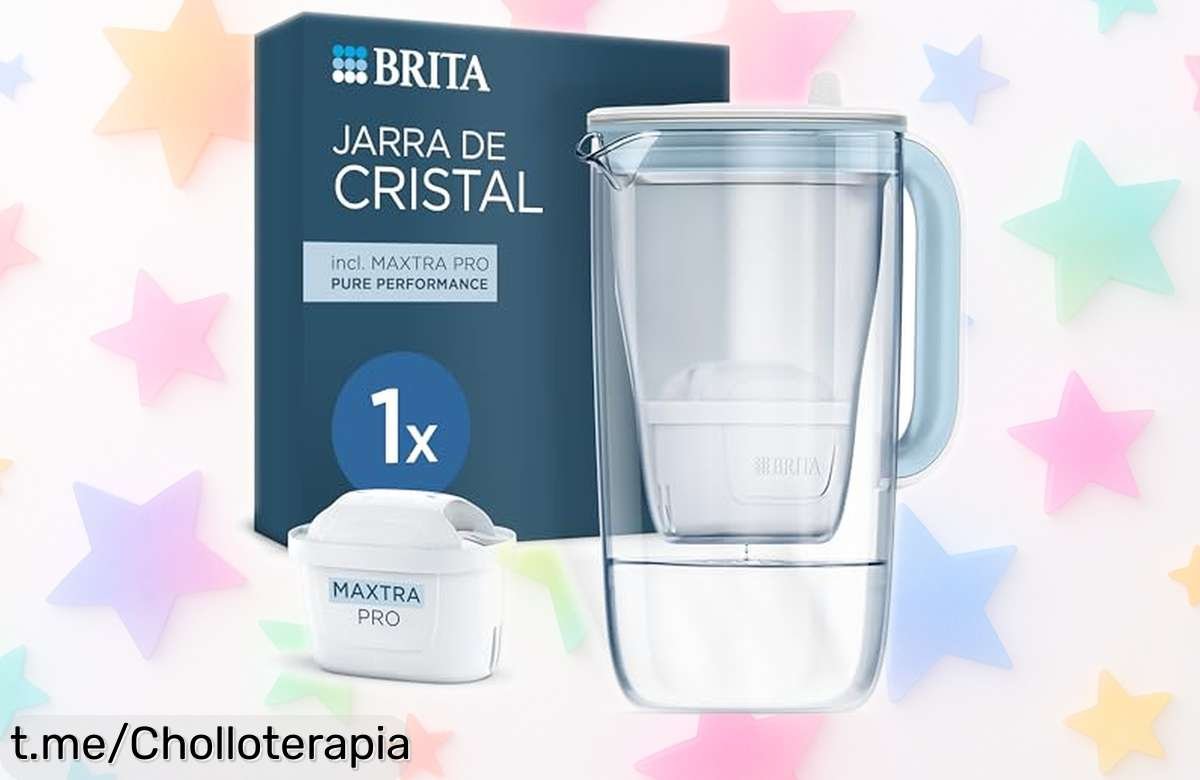 Jarra de cristal azul Brita (2,5L) con filtro MAXTRA PRO a precio rebajado: ¡no te quedes sin agua fresca y limpia en tu hogar!