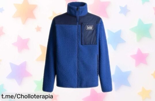 Prenda híbrida sherpa fleece de Red Bull Racing x Pepe Jeans azul eléctrico a precio rebajado, el estilo que deseas está a tu alcance, ¡hazla tuya antes de que desaparezca!