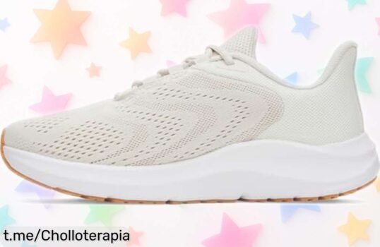 Zapatillas deportivas UA W Charged Pursuit 4 BL de diseño moderno a un precio rebajado que no podrás creer, ¡pisa fuerte y siente la energía antes de quedarte sin ellas!