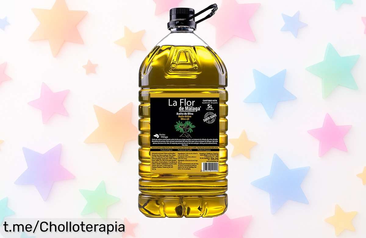 Aceite virgen de oliva suave La Flor de Málaga en garrafa de 5L a precio de risa, ¡es un super chollo que no puedes dejar pasar! Da sabor ligero y calidad a tus platos, pide ya el tuyo.