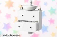 Armario de baño YITAHOME con dos cajones, el ofertón que vuela bajo tu lavabo y resiste el agua. ¡No te quedes sin él, porque a este precio se escurre!