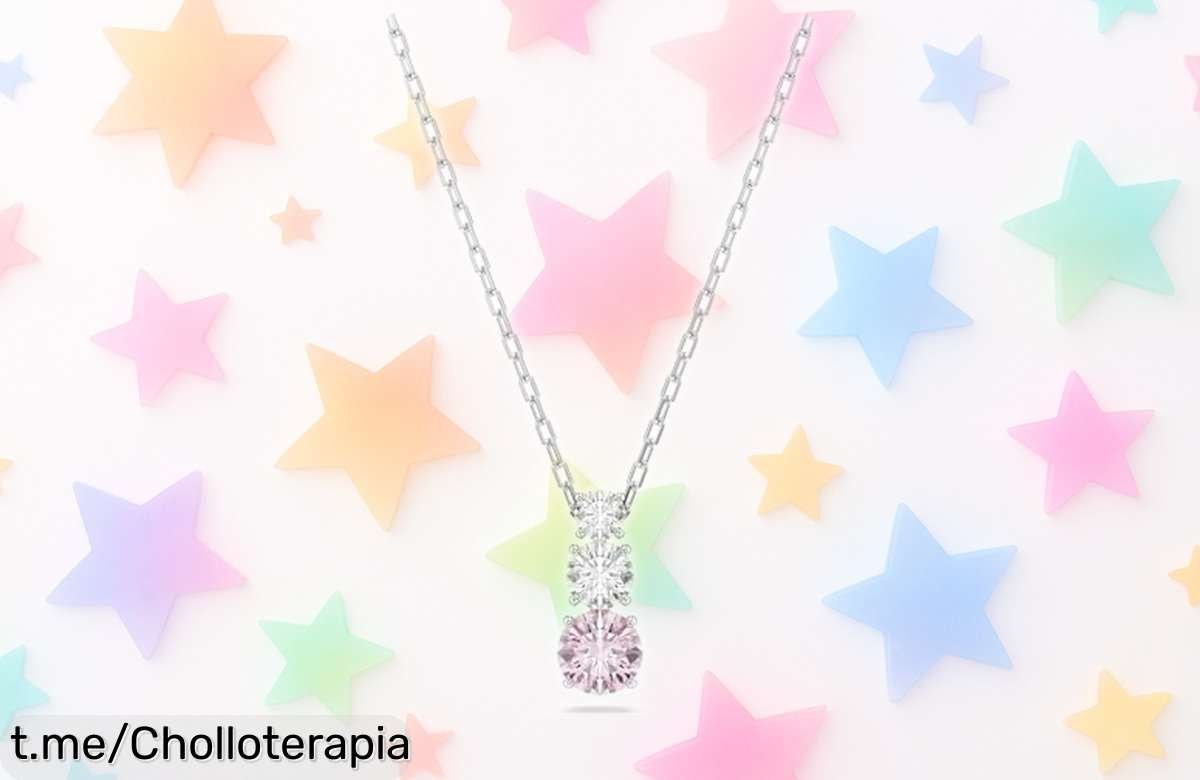 Colgante redondo con cristales Swarovski y baño de rodio, ¡precio ridículo y unidades volando! No dejes escapar esta joyita que hará brillar tu estilo.