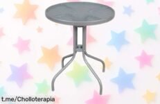 Descubre la mesa redonda de metal y cristal La Bolata, ideal para tu jardín, ¡aprovecha este ofertón increíble que no vas a querer perderte!