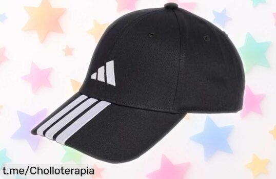 Gorra BBALL 3S de adidas, ideal para tu estilo diario y ahora a un precio que no se ve todos los días; ¡no te quedes sin ella antes de que vuelen!