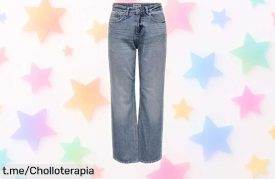 Jeans rectos que realzan tu figura ONLY, modelo ONLELLA Mid Waist, ahora a un precio regalado. No dejes pasar esta oportunidad y luce espectacular en cada paso que des.