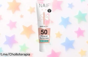 Protector solar mineral Naïf para bebés y niños, la solución perfecta con FPS 50 que cuida su piel sin dejar grasa. ¡Aprovecha este ofertón y protégelos ya!