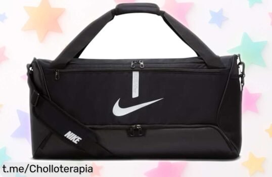 Bolsa de deporte Nike CU8090010 en tamaño ideal y con un ofertón que no podrás dejar escapar, ¡llévala a cualquier lugar manteniendo tu estilo!