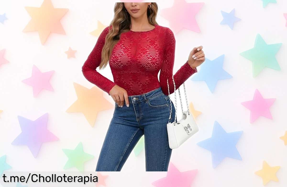 Camiseta de mujer transparente con diseño floral que realza tu figura a un precio regalado, ¡lúcela siempre chic y sexy antes de que se acabe!