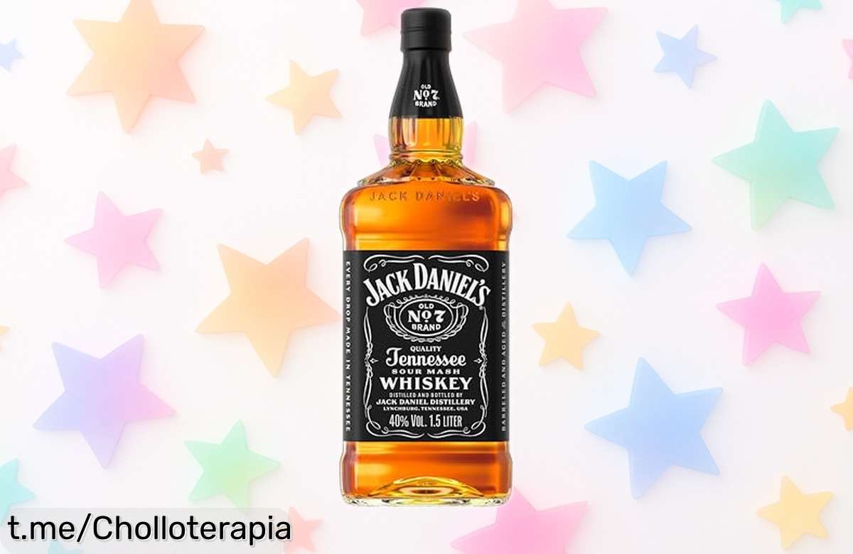 Disfruta del intenso sabor de Jack Daniel’s Old No.7 en botella de 1,5L a un precio que solo ocurre una vez al año; ¡brinda por los momentos inolvidables con amigos!