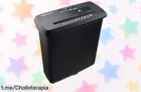 Increíble trituradora Amazon Basics que tritura hasta 8 hojas, CDs y tarjetas de crédito ¡aprovecha este ofertón porque su precio ha caído más que nunca y no querrás perderte esta oportunidad!