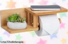 Portarrollos de bambú Relaxdays con balda para móvil: el ofertón práctico que añade estilo a tu baño por un precio increíble, ¡no te quedes sin el tuyo y decora con esencia!