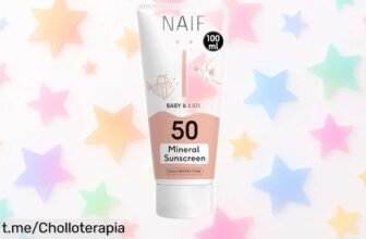 Protector solar mineral Naïf para bebés y niños, increíble oferta en FPS 50 para pieles sensibles; cuida su delicada piel mientras juegan al sol, ¡no dejes pasar este chollazo!