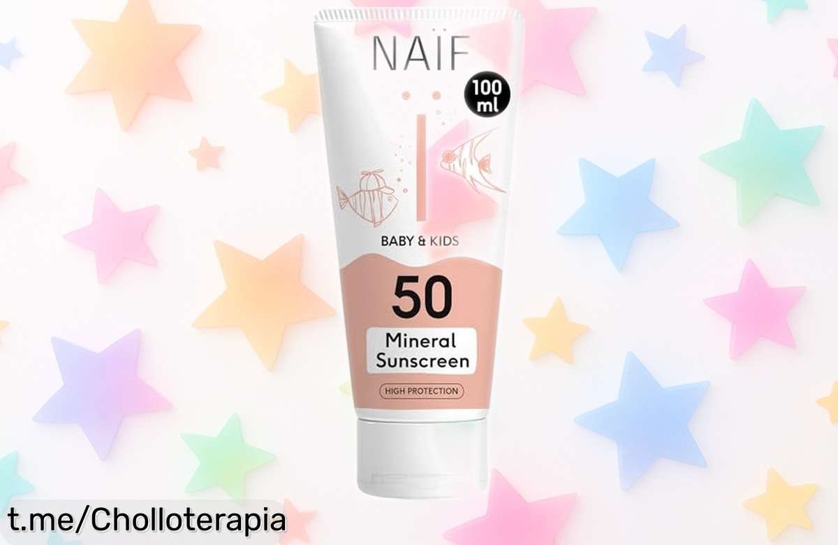 Protector solar mineral Naïf para bebés y niños, increíble oferta en FPS 50 para pieles sensibles; cuida su delicada piel mientras juegan al sol, ¡no dejes pasar este chollazo!