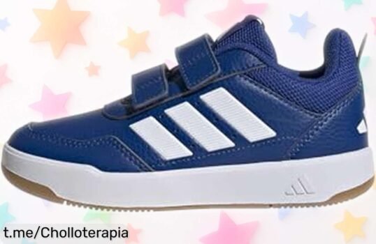 Zapatillas para peques adidas Tensaurs con velcro a precio de risa, ¡que no se te escape este super chollo que aguanta sus aventuras!