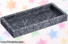 Bandeja rectangular de mármol Navaris a precio loco: ordena tus cosas con estilo y dale un toque elegante a tu hogar antes de que se acaben. ¡No te quedes sin ella!