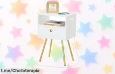 Mesita de noche HOOBRO con carga USB y enchufes: un super chollo que organiza tu espacio sin líos, ideal para tener todo a mano y disfrutar del orden ¡Hazla tuya ahora!