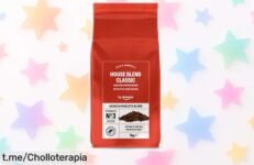 Sabor intenso y natural con el café en grano Arábica y Robusta de Amazon Houseblend, ahora a precio loco que no querrás dejar escapar. ¡Prueba el chollo antes de que se agote!