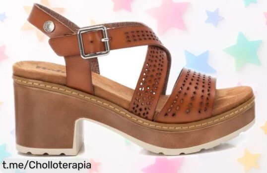 Sandalia Refresh para mujer a precio de risa: un estilo versátil que va con todo y te hará brillar cada día. ¡No dejes pasar esta oportunidad única!