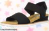Sandalias Skechers Desert Kiss para mujer, el chollazo que tus pies merecen. ¡Aprovecha ahora con suela duradera y correa ajustable! No dejes pasar esta locura.