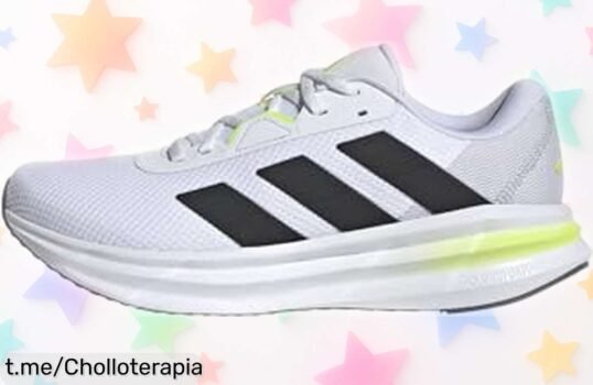Zapatillas de running adidas Galaxy 7 ligeras y clásicas, ¡rebajadas a un precio loco! Corre hacia este chollazo que no querrás perder.