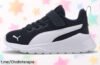 Zapatillas infantiles unisex PUMA Anzarun Lite, ligeras y resistentes a precio loco que harás feliz a tu pequeño explorador. ¡No dejes pasar este chollo antes de que se agoten!