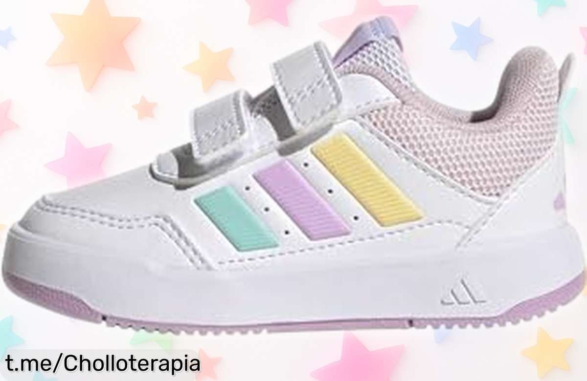 Zapatillas para bebé adidas Tensaur Sport 3.0 a un precio loco: ¡cierre fácil, duraderas y estilo clásico! No dejes pasar esta oportunidad maravillosa para tu pequeño.