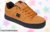 Zapatillas para hombre DC Shoes ADYS300151 a un precio de locura, ideales para los que quieren estilo y resistencia. Aprovecha este ofertón antes de que se acaben y marca la diferencia cada día.