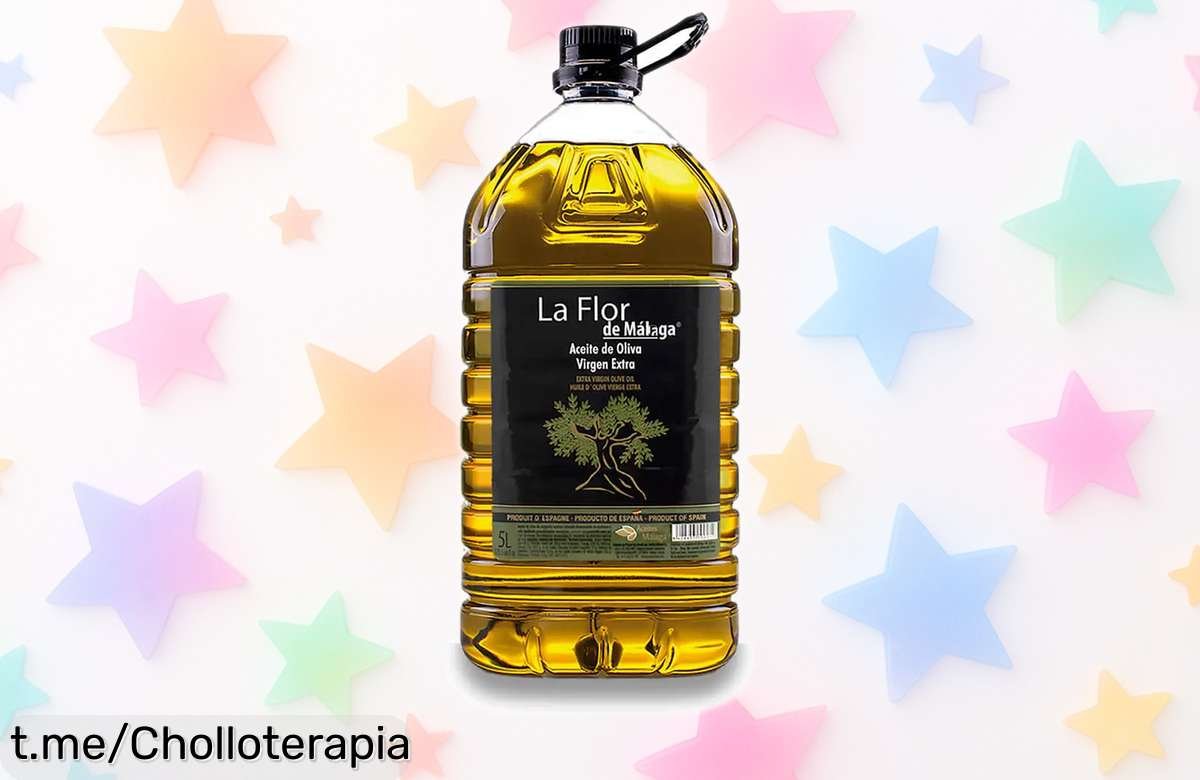 Aceite de oliva virgen extra La Flor De Málaga en garrafón de 5 litros; fresca rebaja para que tus comidas brillen y nunca falte el sabor en casa. ¡Hazlo tuyo ya!