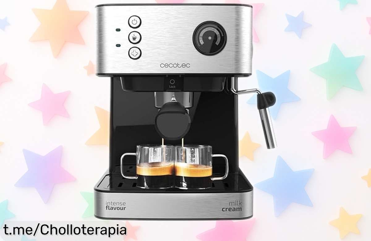 Cafetera express Cecotec Power Espresso 20, ¡ofertón increíble! Bomba de 20 bares y doble salida para disfrutar como un profesional, no te quedes sin la tuya.