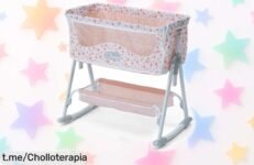 Descubre la cuna para muñecas Chicco Next to Me: ajuste en altura y modo balancín, ¡el chollo perfecto para que tus peques cuenten historias de cuidado! No esperes más.