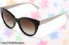 Gafas de sol unisex Hawkers Divine a precio locura, ¡protégete del sol mientras luces espectacular y marcando tendencia! No te quedes sin las tuyas.