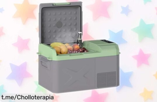 Nevera portátil Outsunny 17,4L que enfría desde 20℃ y se conecta a cualquier USB; ¡super chollo para mantenerte fresquito en tus viajes sin ruidos! No te lo pierdas.