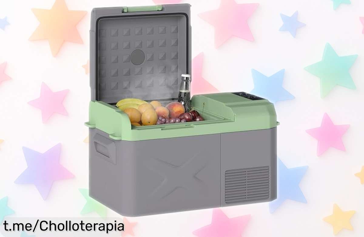 Nevera portátil Outsunny 17,4L que enfría desde 20℃ y se conecta a cualquier USB; ¡super chollo para mantenerte fresquito en tus viajes sin ruidos! No te lo pierdas.