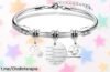 Pulsera con iniciales de Astellea a precio de ganga, un regalo lleno de buen rollo para graduaciones que ¡no puedes dejar escapar! Siente la conexión y haz sonreír hoy mismo.