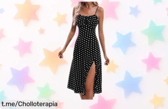 Vestido ligero de tirantes con estampado de lunares y abertura lateral a precio de risa, no te pierdas esta oportunidad para lucir fresca y estilosa en cualquier ocasión.