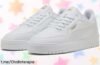 Zapatillas Puma Shuffle Downtown blancas con cordones que ajustan de lujo, ¡super chollo! Prueba el estilo clásico y cómodo al mejor precio, no lo dejes escapar.