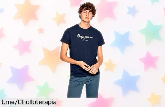Camiseta de Pepe Jeans con cuello redondo y logo maxi a precio de risa, ¡súmate al estilo que todos quieren tener antes de que se acabe!